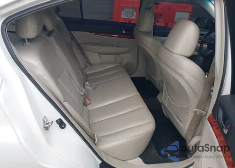 2011 Subaru Legacy 2.5I Limited z USA, uszkodzony, nr VIN 4S3BMBK61B3248396